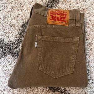 Levi’s men’s corduroy pants tan 30x34 new without tags